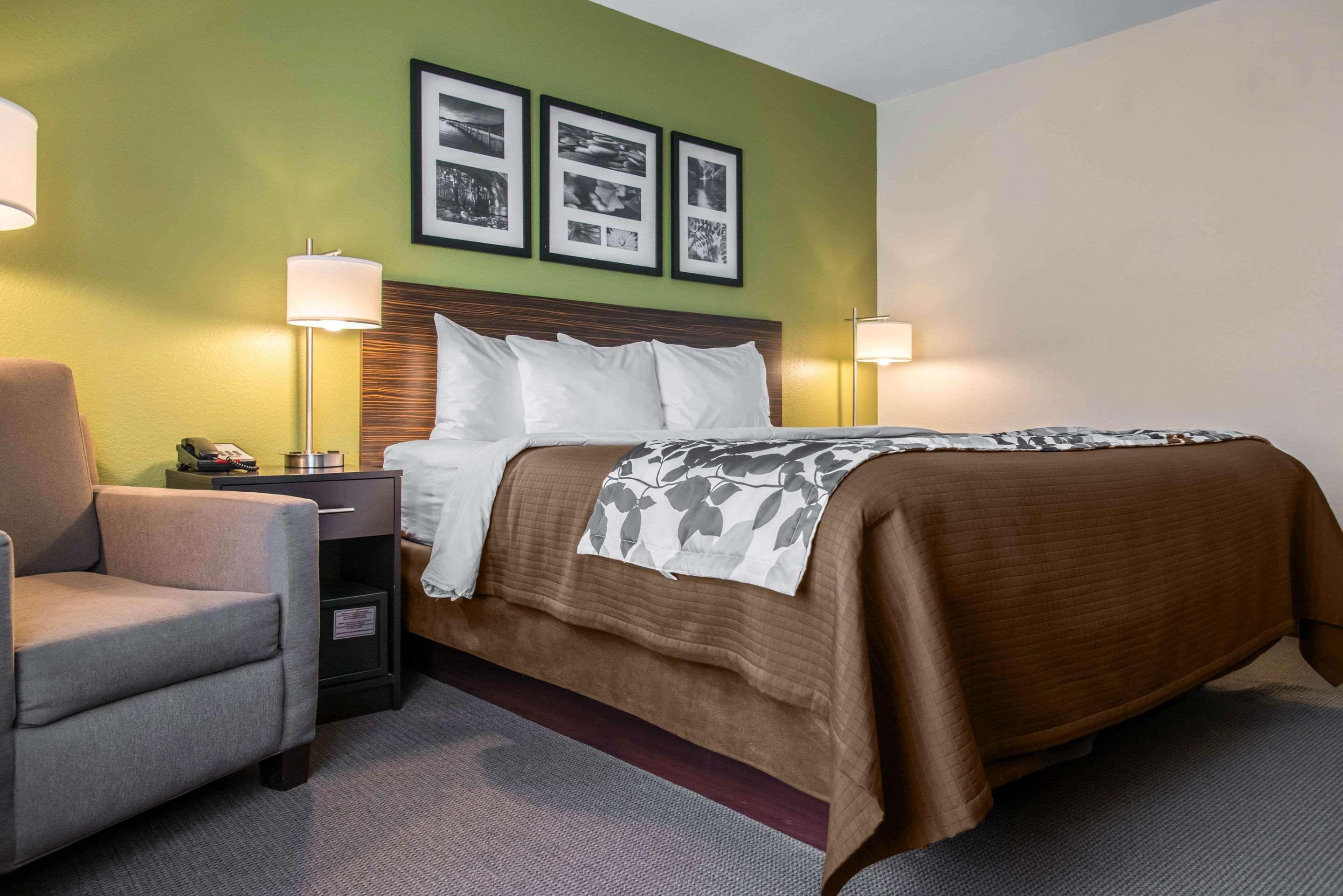 Sleep Inn & Suites Marshall - University Area Екстер'єр фото